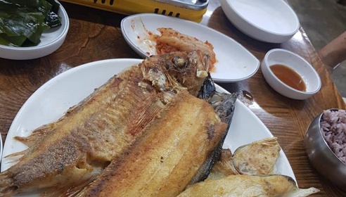 한월식당 매장 이미지