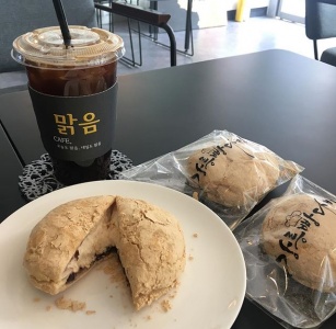 강릉 빵다방 매장 사진, 강원도 강릉시 남강초교1길 24