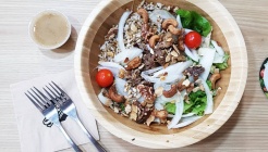 샐러디 매장 이미지