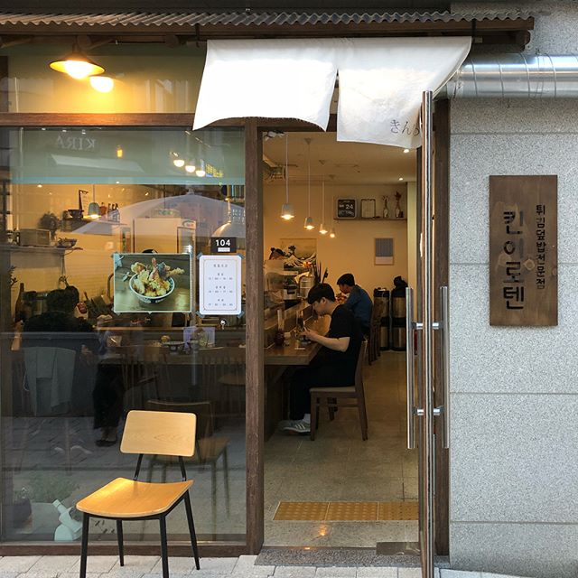place_img