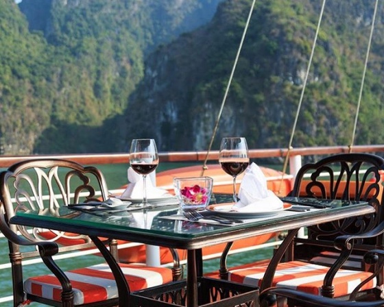 L’Azalée Cruises , No.18 International Marina, TP., Tuần Châu, Thành phố Hạ Long, Quảng Ninh, 베트남