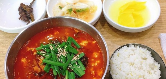 강릉짬뽕순두부 동화가든