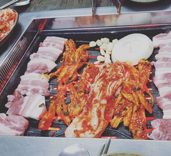 출처 : 더덕산채 인스타그램 검색 결과