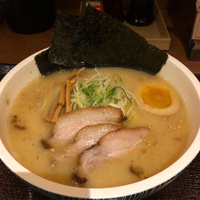 place_img