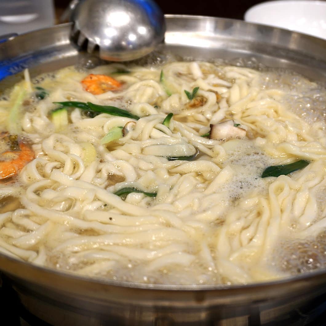 썬바위홍두깨칼국수전문점 - 경기, 광주시 | 맛집검색 식신