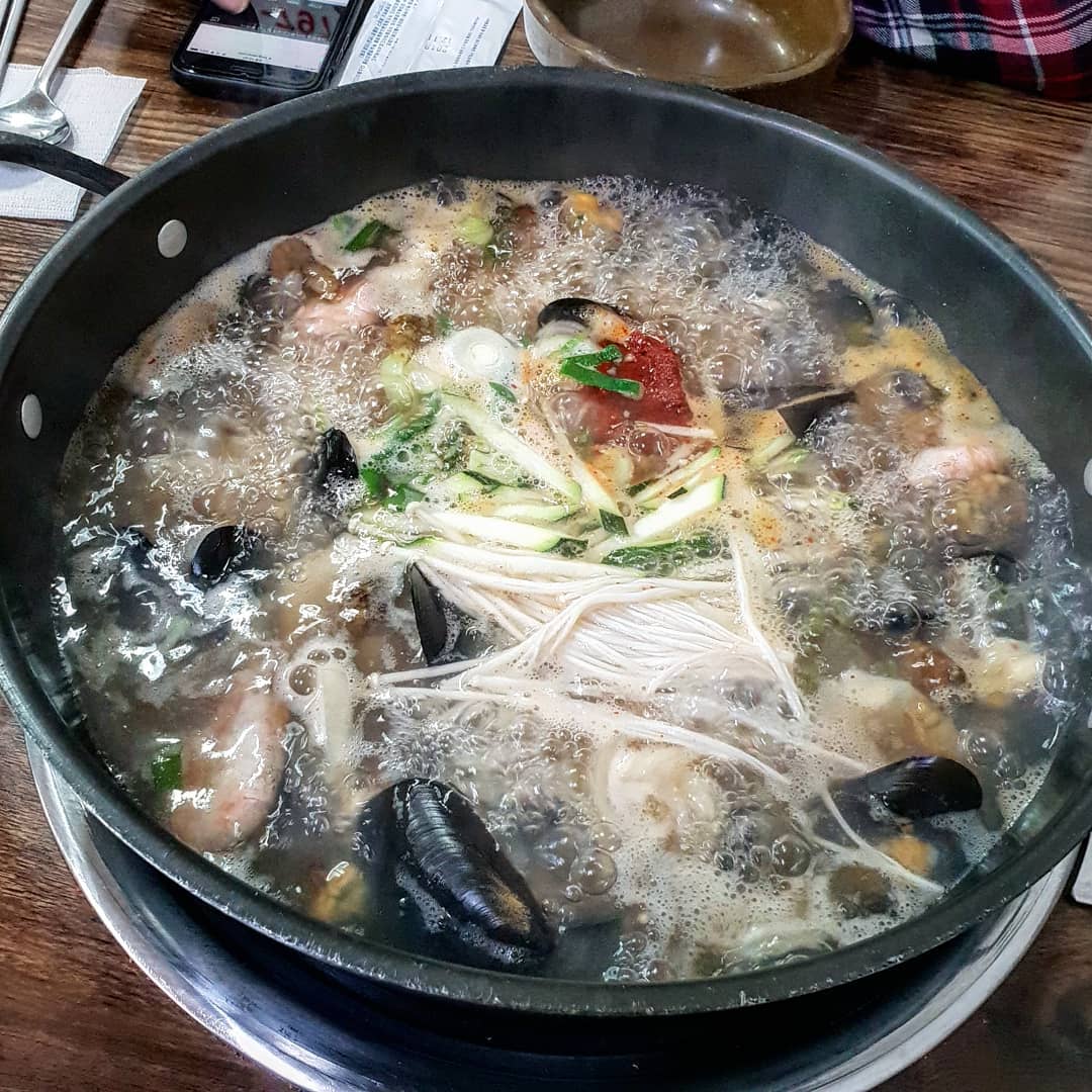 진명해물칼국수 - 강원, 홍천군 | 맛집검색 식신