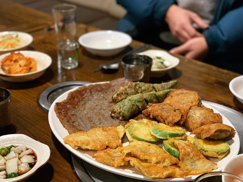 빈대떡신사 - 서울 강북, 대학로 | 맛집검색 식신