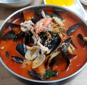 군산시 근처에 있는 맛집 후보 2번 입니다.