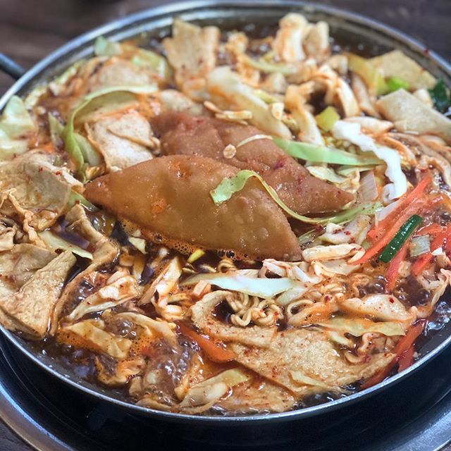 출처 : 며느리도몰라 인스타그램 검색 결과