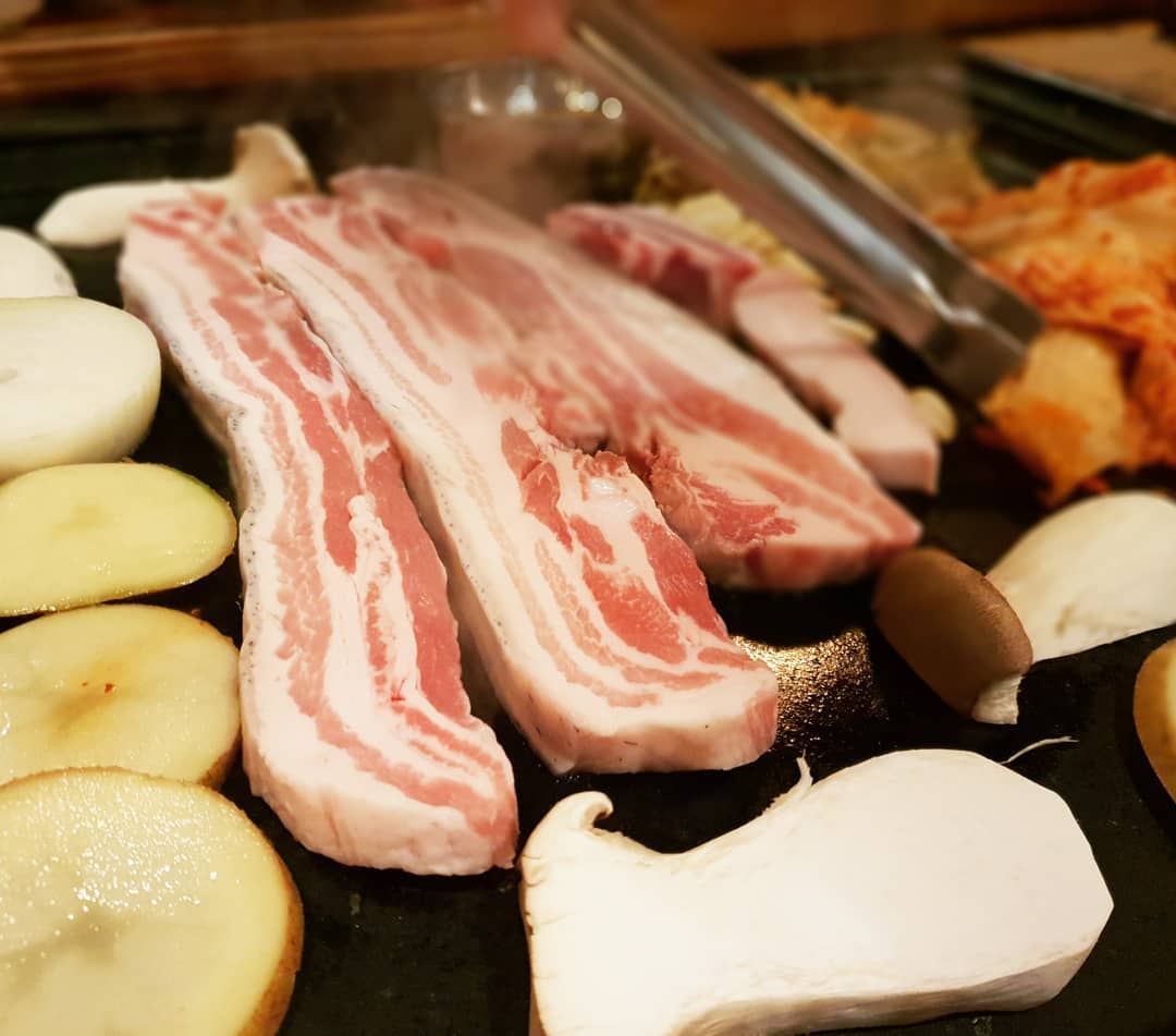 출처 : 구들장흑도야지 인스타그램 검색 결과