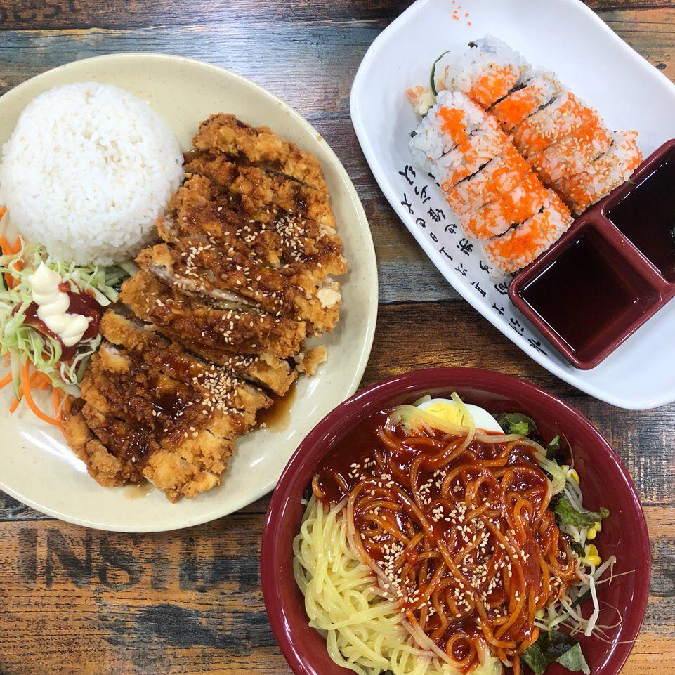 출처 : 대왕김밥전대정문 인스타그램 검색 결과