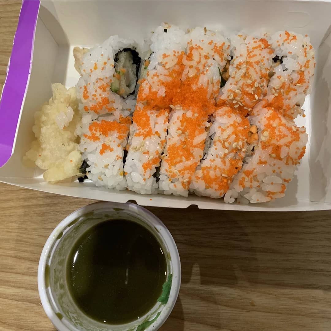 출처 : 대왕김밥전대정문 인스타그램 검색 결과