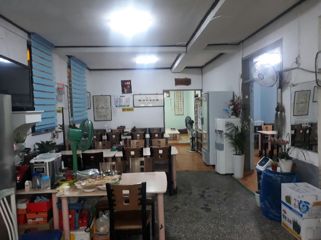 place_img