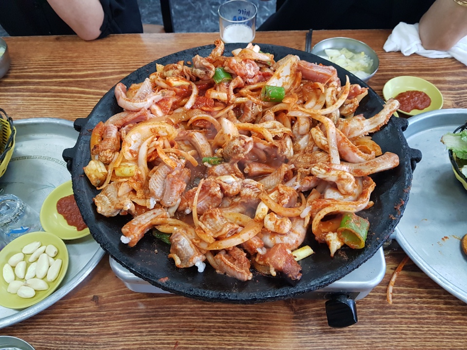 기장곰장어 - 부산, 동래구 온천장 명륜 | 맛집검색 식신
