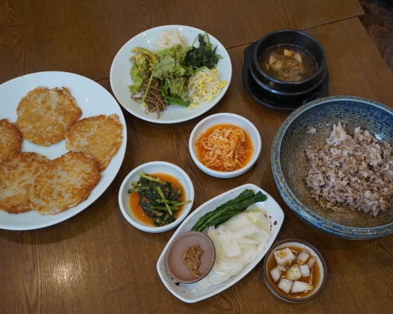 선동 보리밥 , 서울특별시 성북구 성북로 134-4