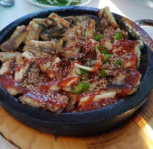 달반늘 매장 사진, 경상남도 남해군 삼동면 죽방로 99