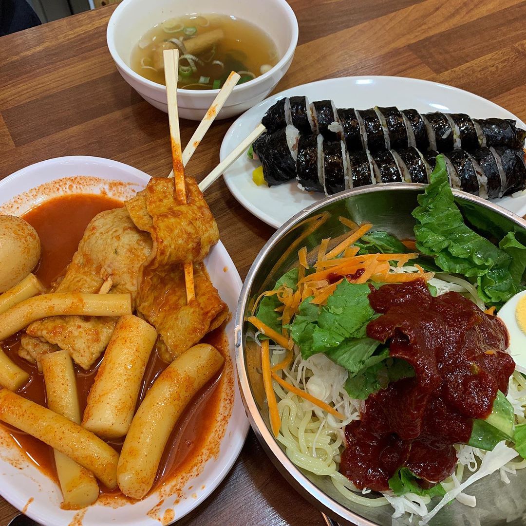 출처 : 오뚜기분식 인스타그램 검색 결과