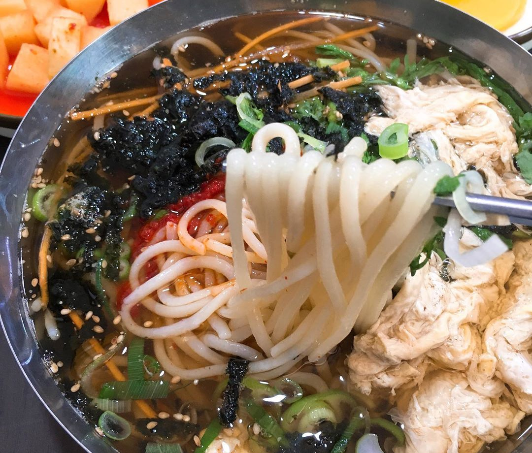 출처 : 한양쫄면 인스타그램 검색 결과