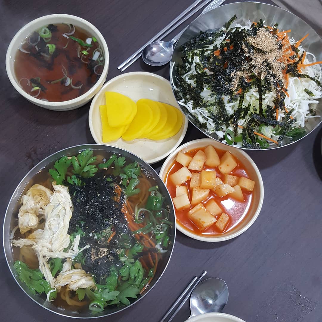 출처 : 한양쫄면 인스타그램 검색 결과