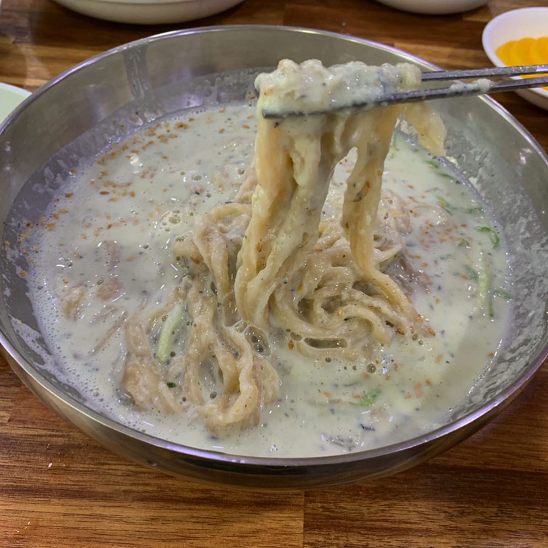 place_img
