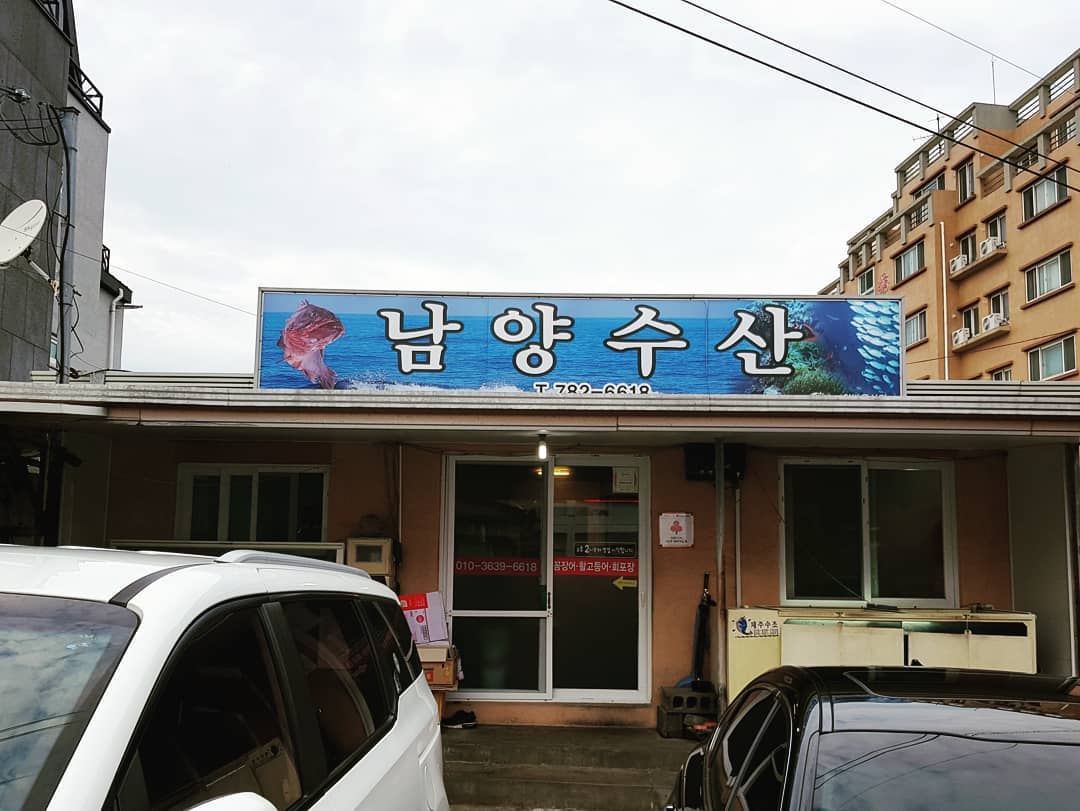 place_img