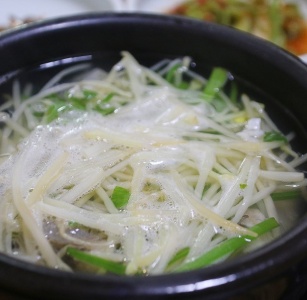 호동식당 매장 사진, 경상남도 통영시 새터길 47