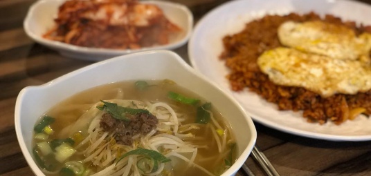 꾸왁칼국수