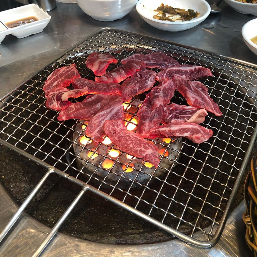 한우실비식당 - 강원, 삼척 장호항 | 맛집검색 식신