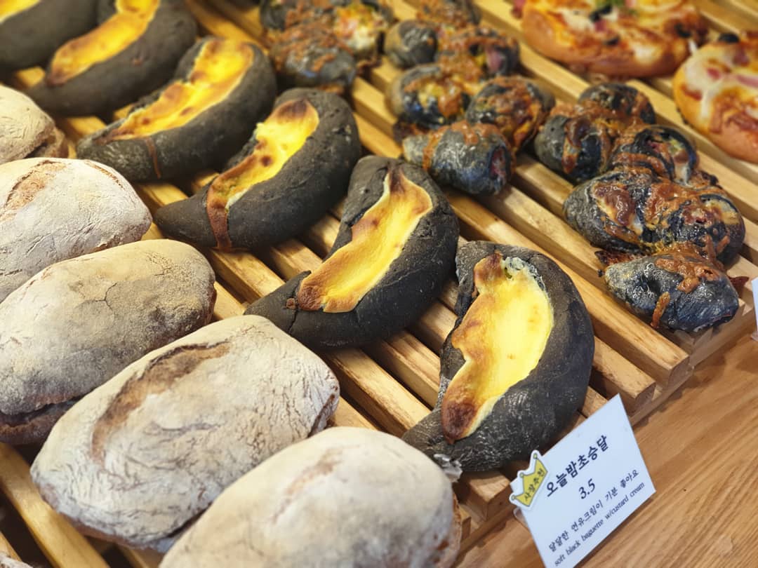 출처 : 베어스덴베이커리 공식 인스타그램