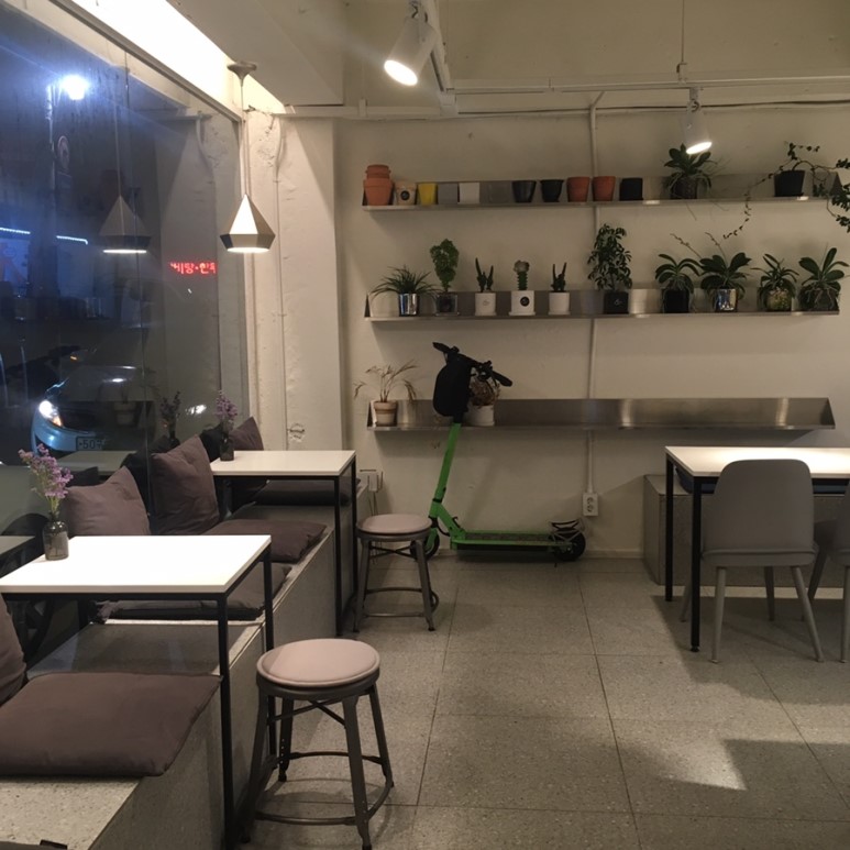 place_img