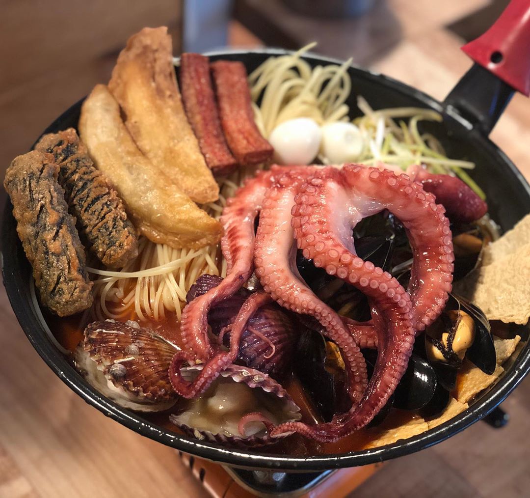 출처 : 홍대씨부엉 인스타그램 검색 결과