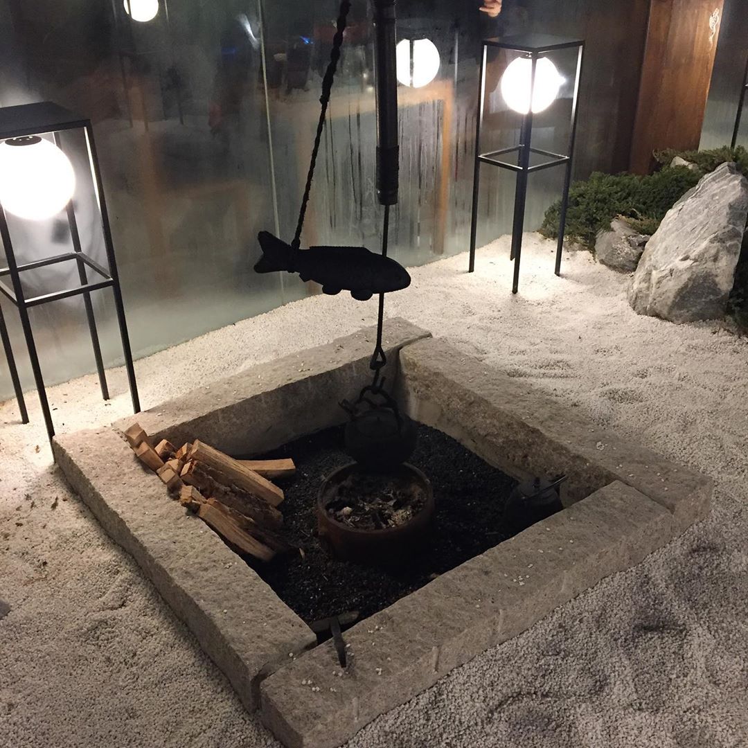 place_img