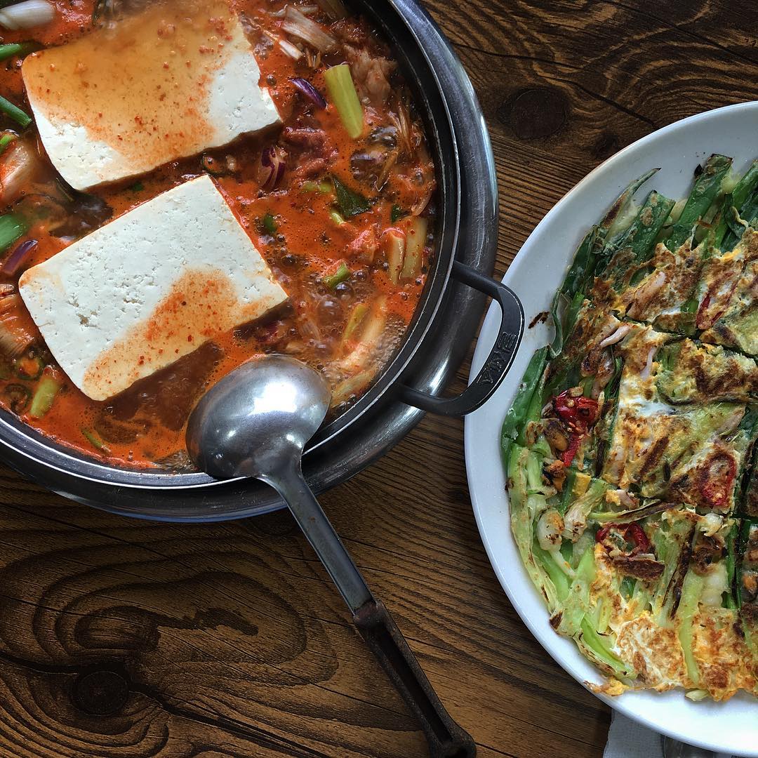 출처 : 고령촌돼지찌게 인스타그램 검색 결과