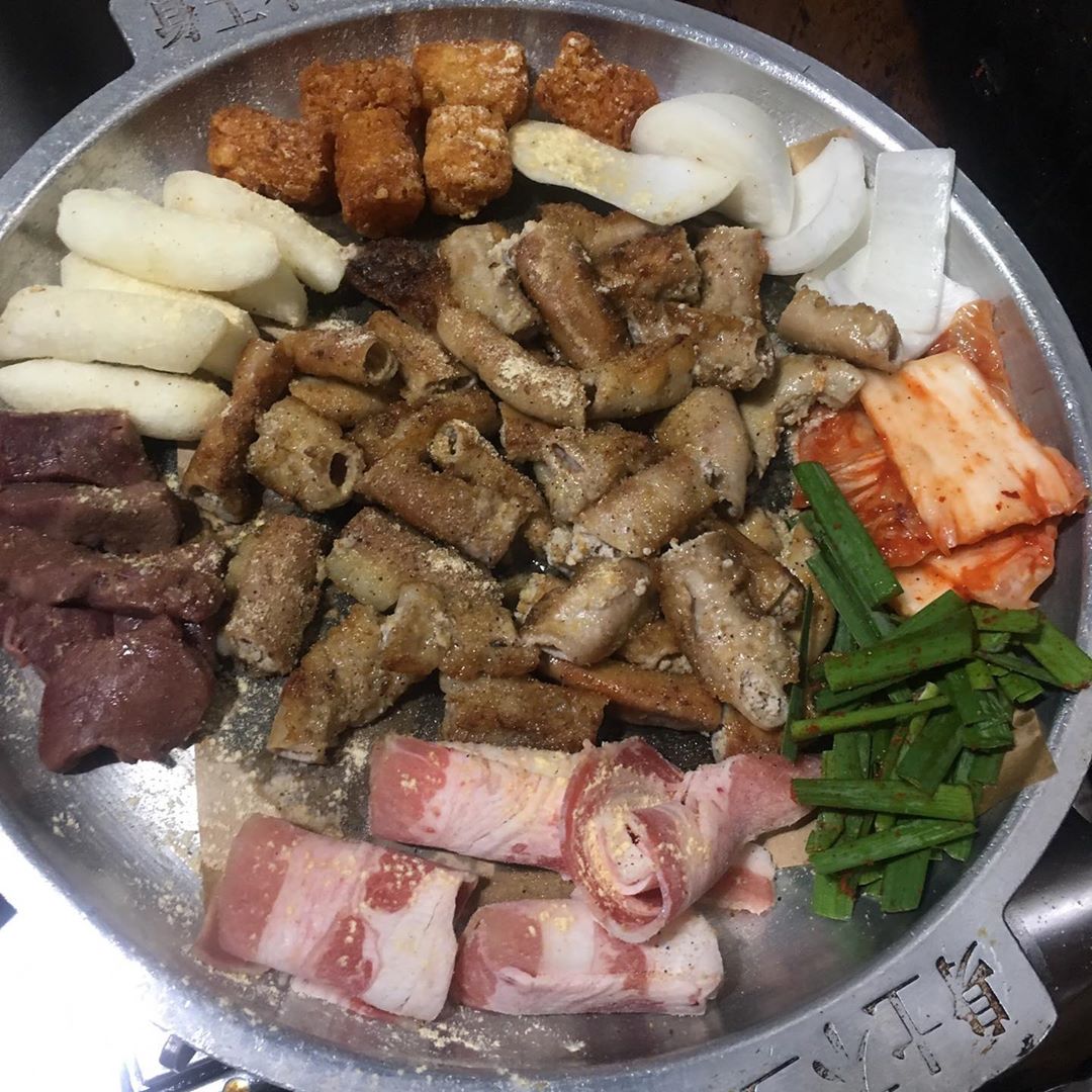 출처 : 황소곱창 건대본점 인스타그램 검색 결과