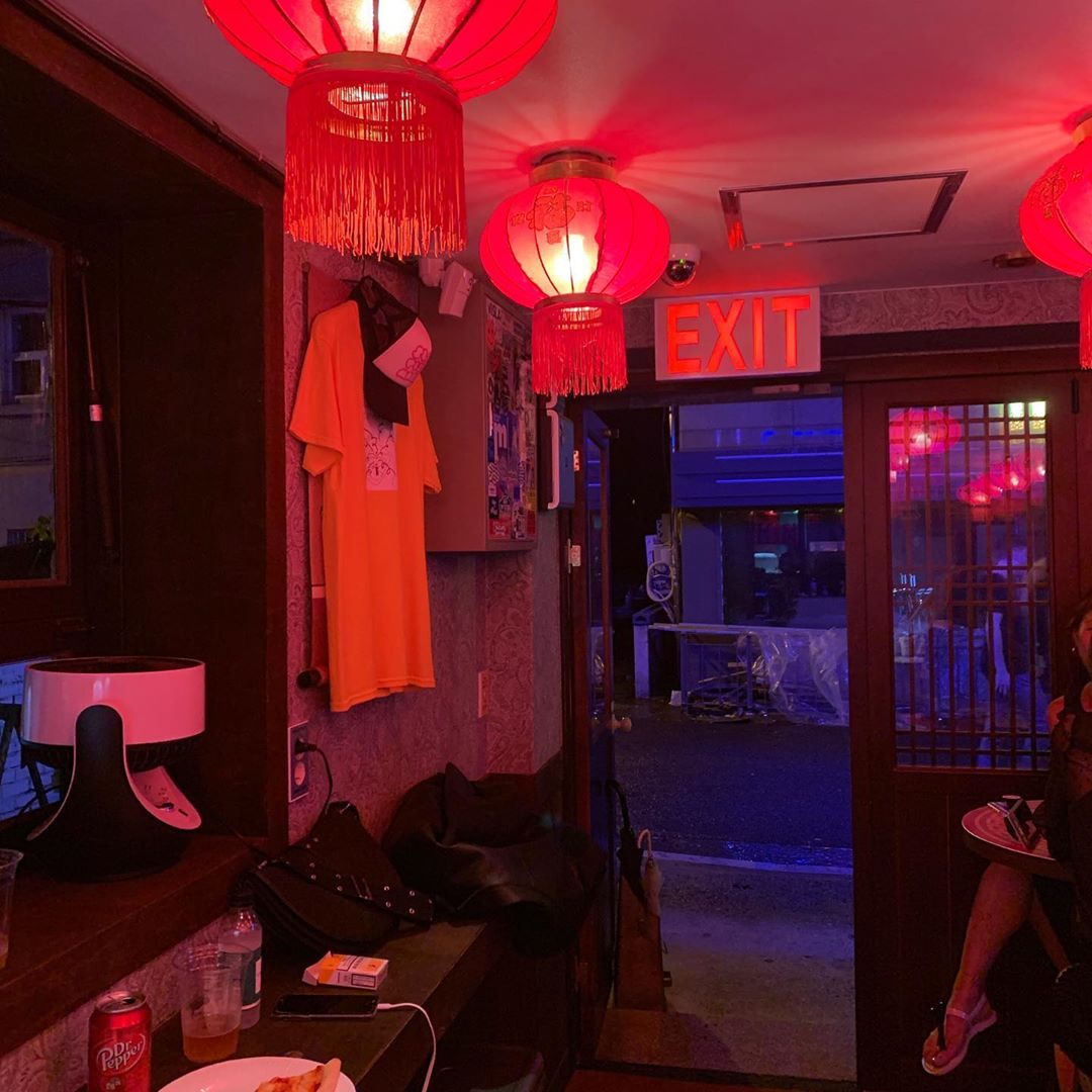 place_img