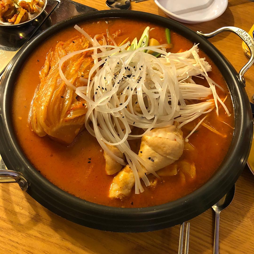 출처 : 백마강닭고을 인스타그램 검색 결과