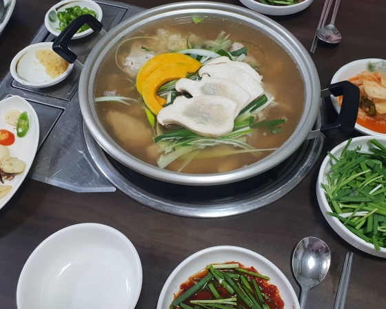 맛있는닭한마리 , 서울특별시 강동구 양재대로103길 53 