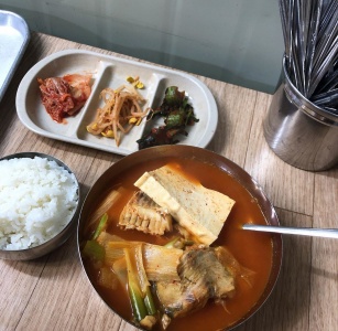 서울 장충 해물탕/해물요리 맛집 BEST 5 매거진에 대한 사진입니다.