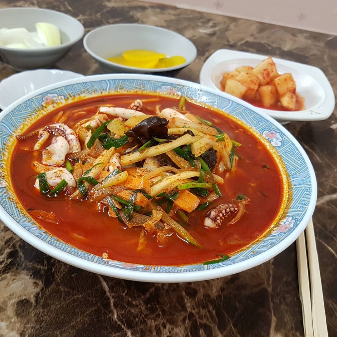 출처 : 송학반점 인스타그램 검색 결과