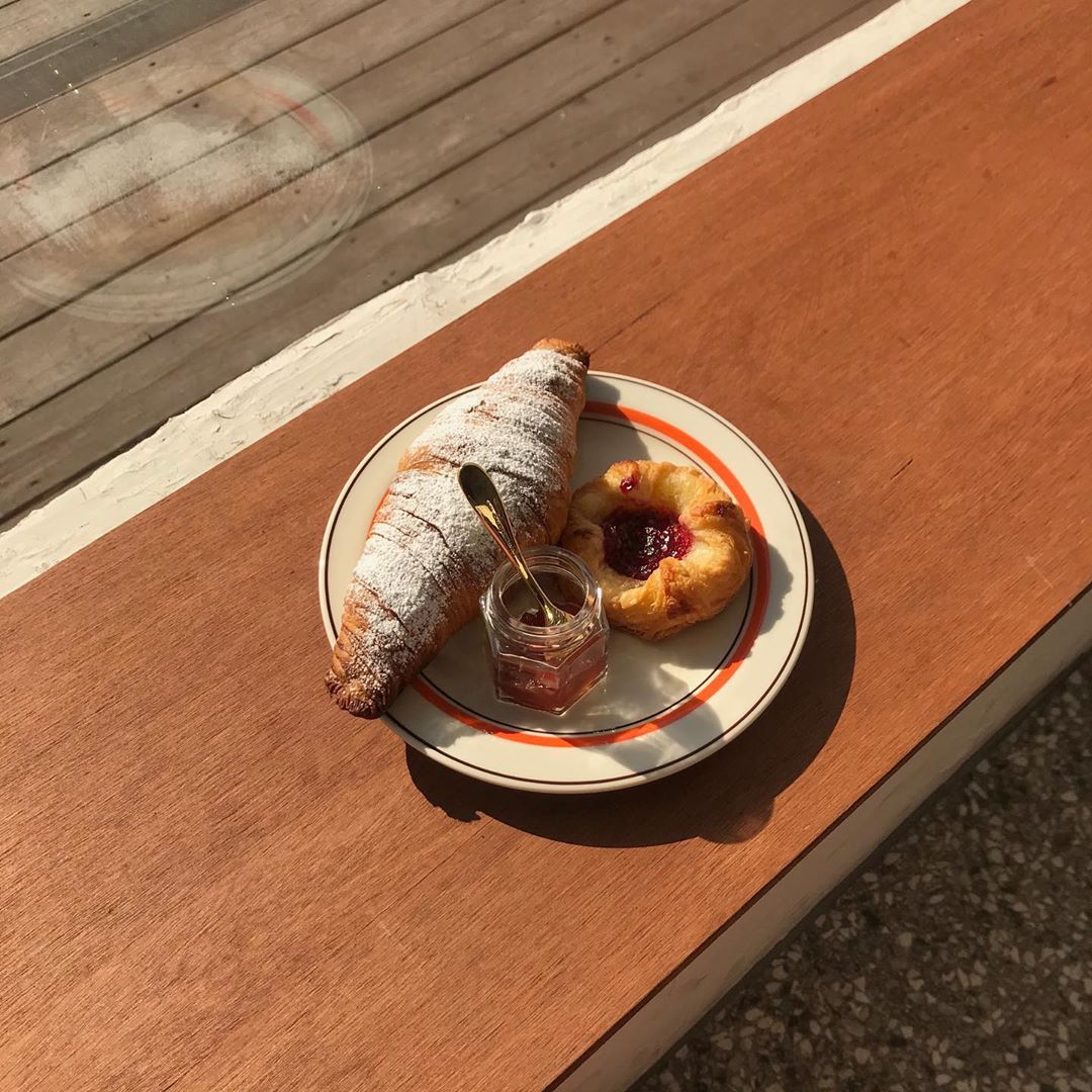 출처 : 토크라피 인스타그램 검색 결과