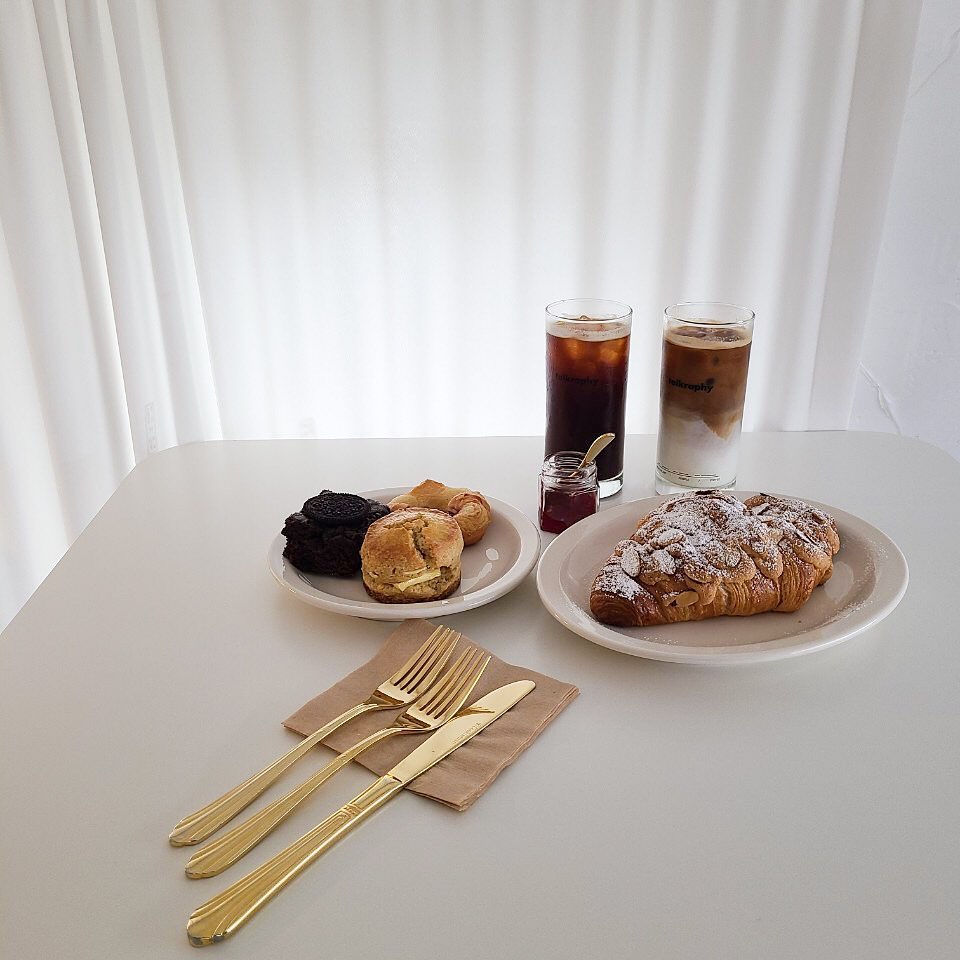 출처 : 토크라피 인스타그램 검색 결과