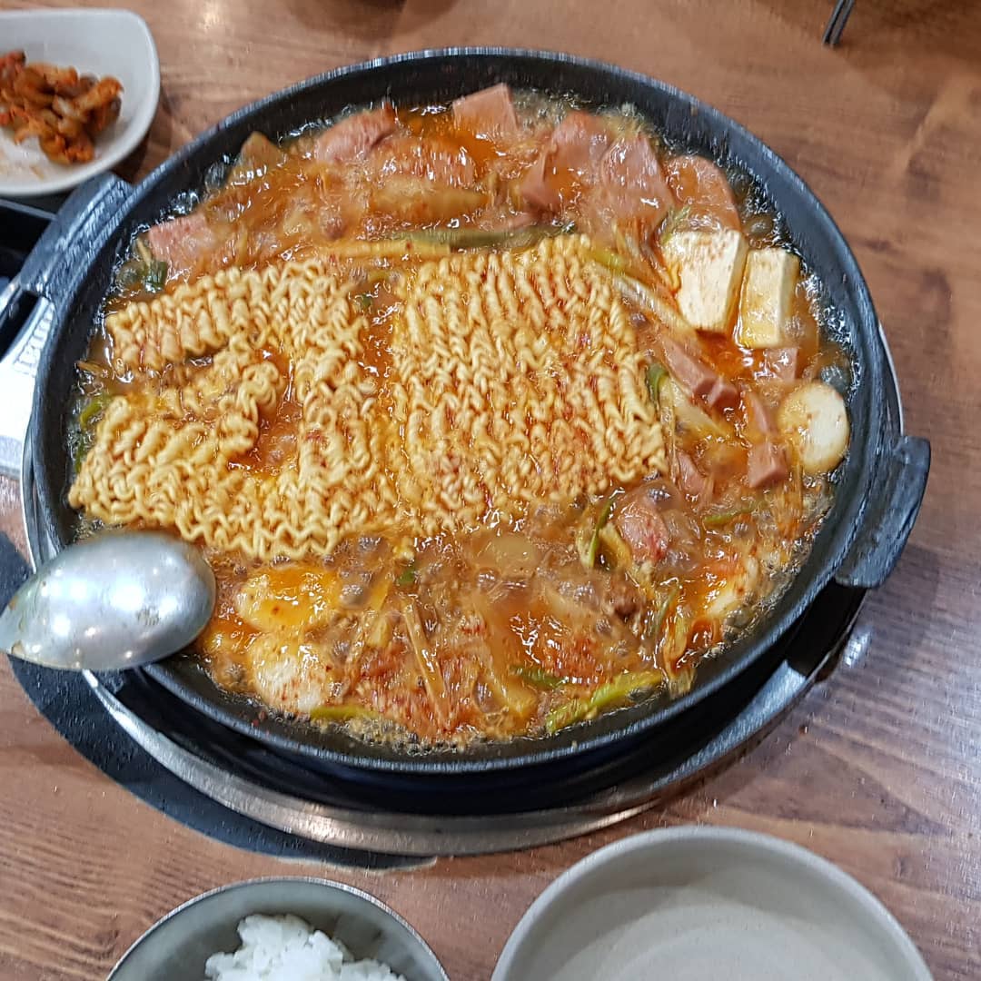 명성부대찌개 - 경기, 의정부시 | 맛집검색 식신