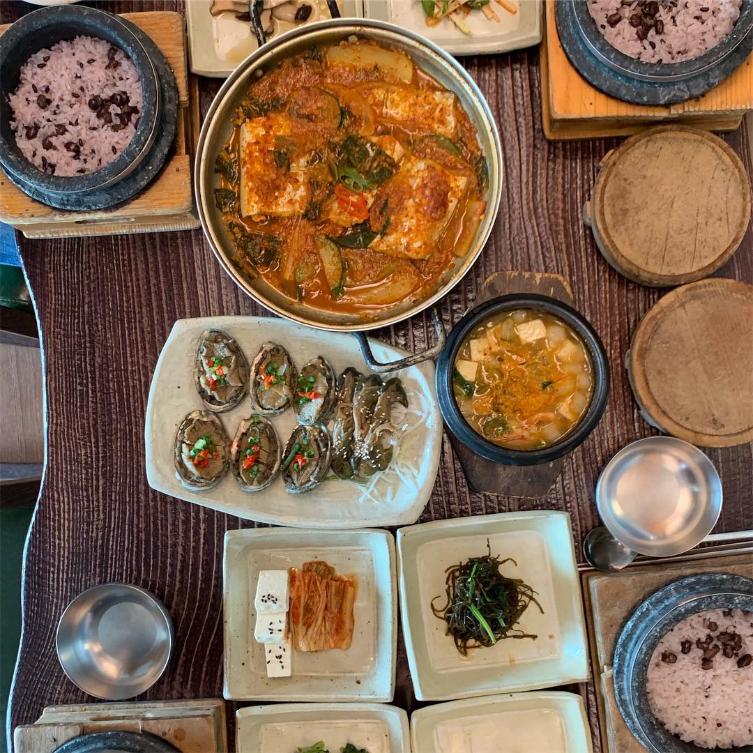 출처 : 토박이식당 인스타그램 검색 결과