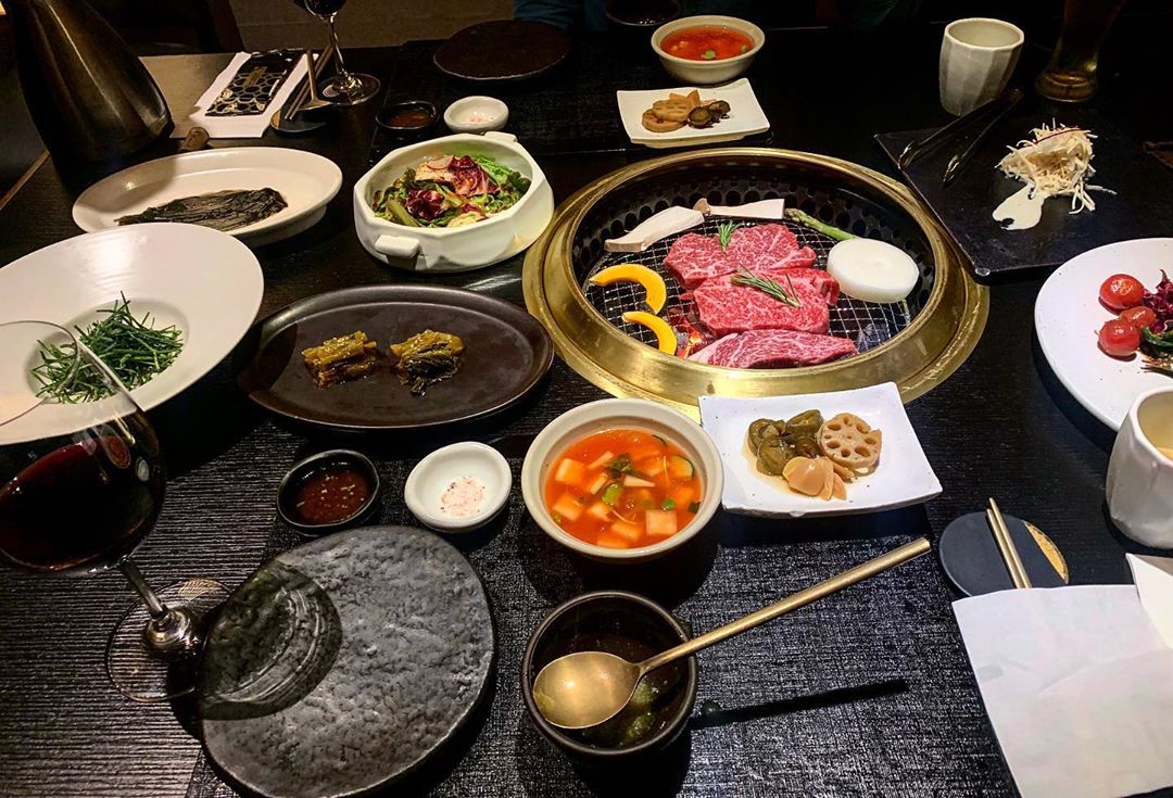출처 : 경복궁 블랙 삼성오크우드점 인스타그램 검색 결과