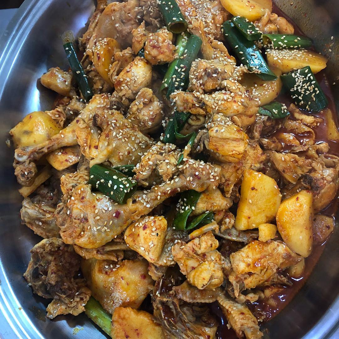 봄내웰빙한식뷔페 - 강원, 춘천시 | 맛집검색 식신