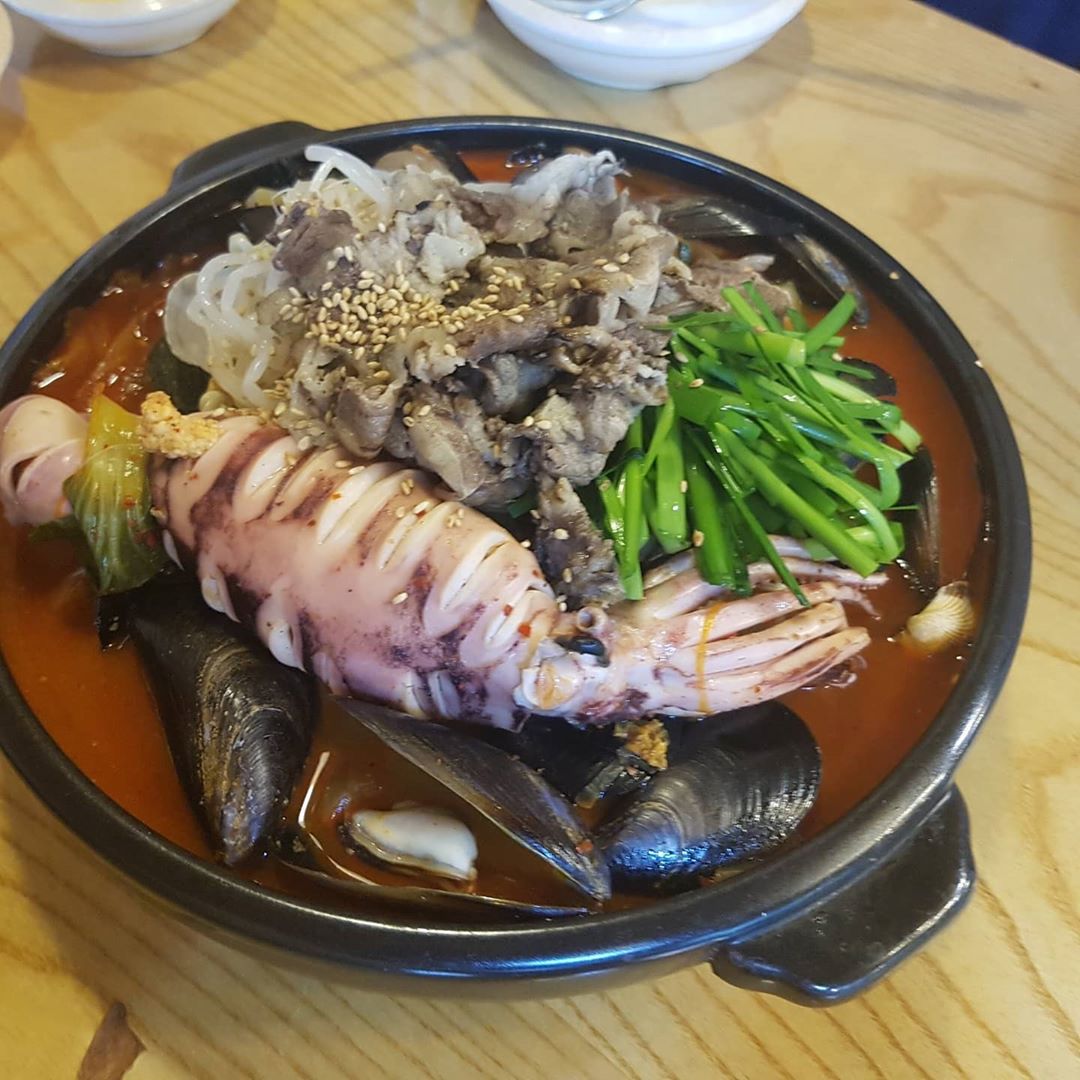 둔산항아리돌짜장&짬뽕 둔산1호점 - 대전, 서구-둔산 탄방 | 맛집검색 식신