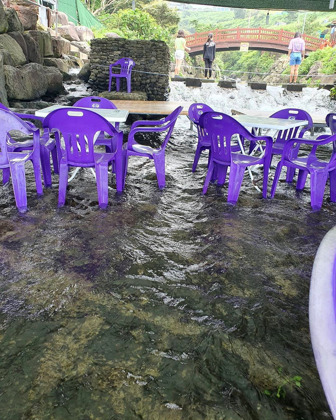 place_img