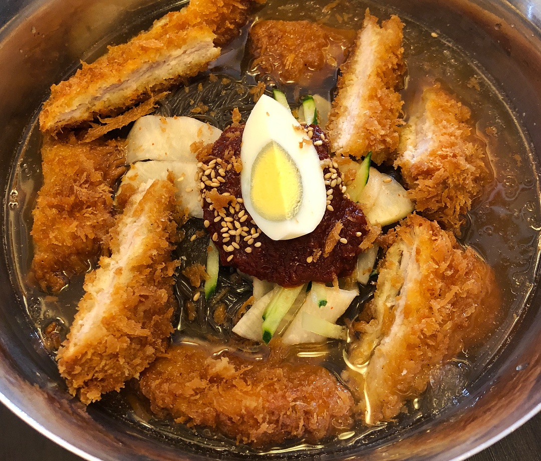 출처 : 짱이네매콤돈가스냉면 인스타그램 검색 결과