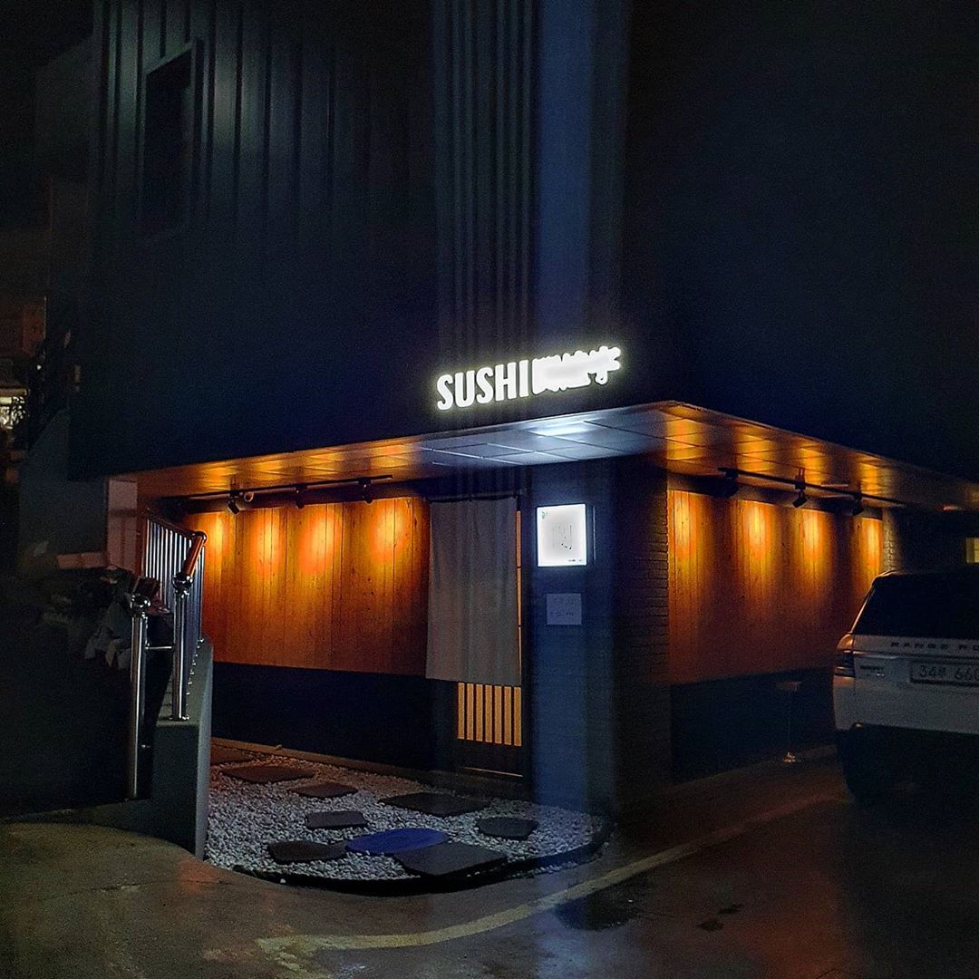 place_img