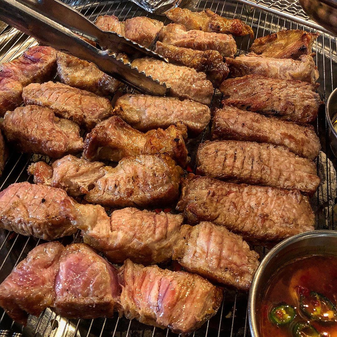 출처 : 육품 인스타그램 검색 결과